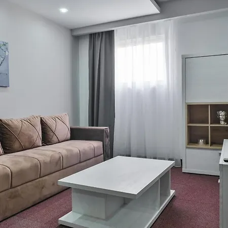 Garni Aline 4* Šabac