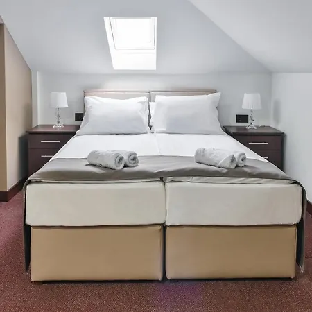 Garni Aline 4* Šabac