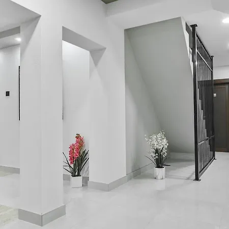 Aparthotel Garni Aline 4*